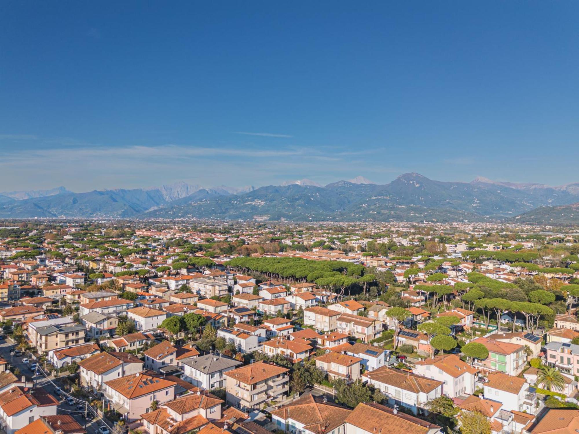 Apartment Dei Fiori By Interhome Lido di Camaiore Eksteriør bilde
